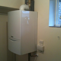 Est-il possible d'installer une chaudière à gaz dans la salle de bain: règles et règlements