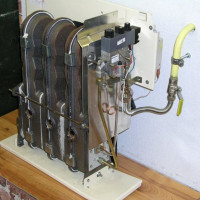 Convecteur à gaz bricolage: étapes d'installation des appareils fabriqués en usine + assemblage maison
