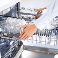 Comment utiliser un lave-vaisselle: règles d'utilisation et d'entretien du lave-vaisselle