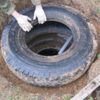 Fosse de drainage de bricolage des pneus: instructions étape par étape pour organiser